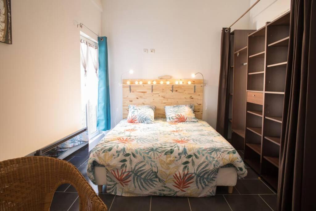 A L'Ombre Du Bananier Villa Neffies ภายนอก รูปภาพ